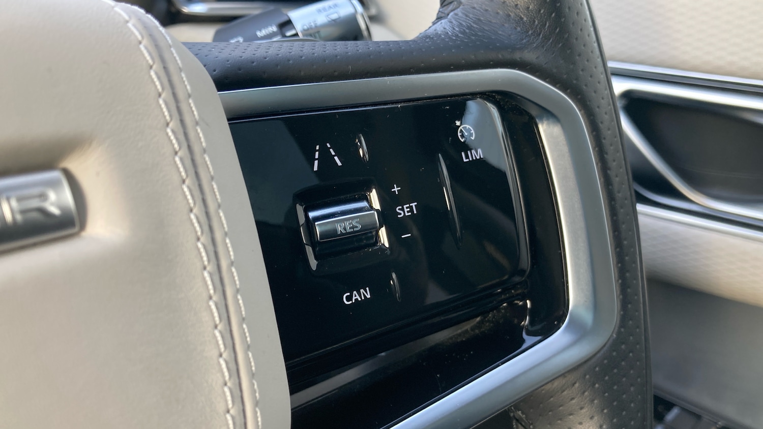 Used Land Rover Range Rover Velar 2021 for sale - 77147851: Photo 44