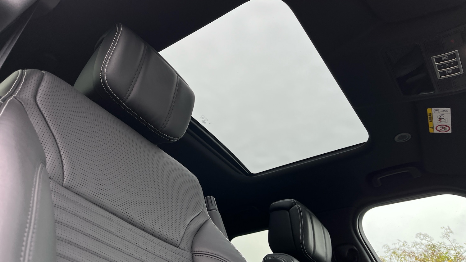 Used Land Rover Discovery 2025 for sale - 76450243: Photo 20