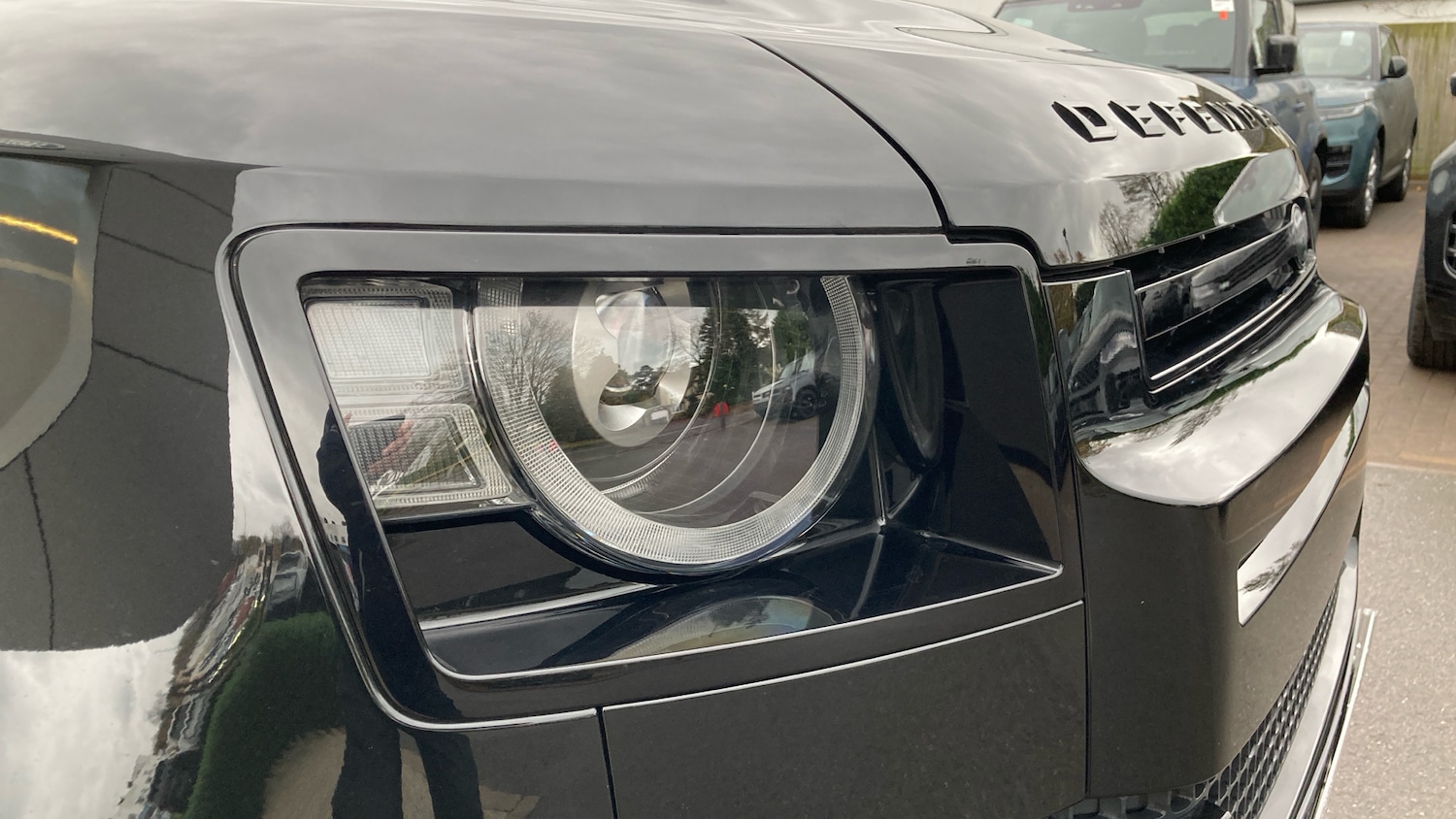 Used Land Rover Defender 2025 for sale - 76517527: Photo 17