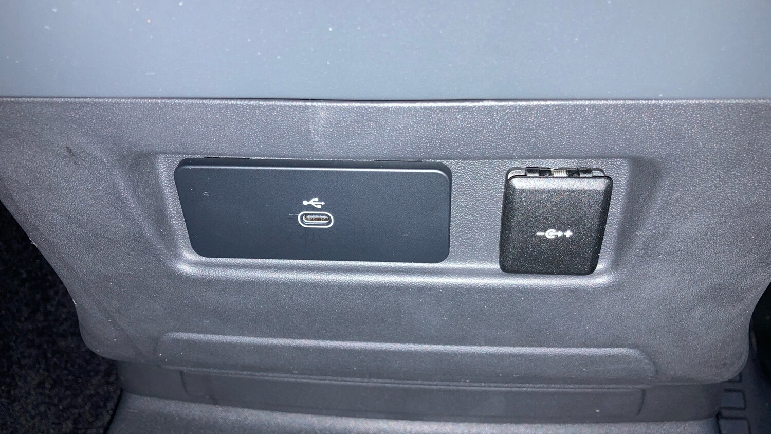 Used Land Rover Defender 2025 for sale - 76517527: Photo 35