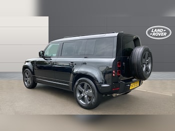 Used Land Rover Defender 2025 for sale - 78015096: Photo