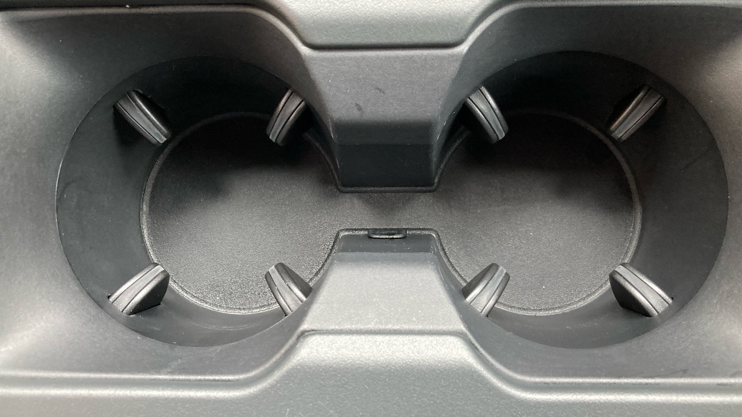 Used Land Rover Defender 2025 for sale - 78015096: Photo 39