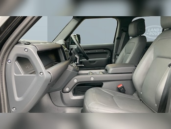 Used Land Rover Defender 2025 for sale - 78015096: Photo