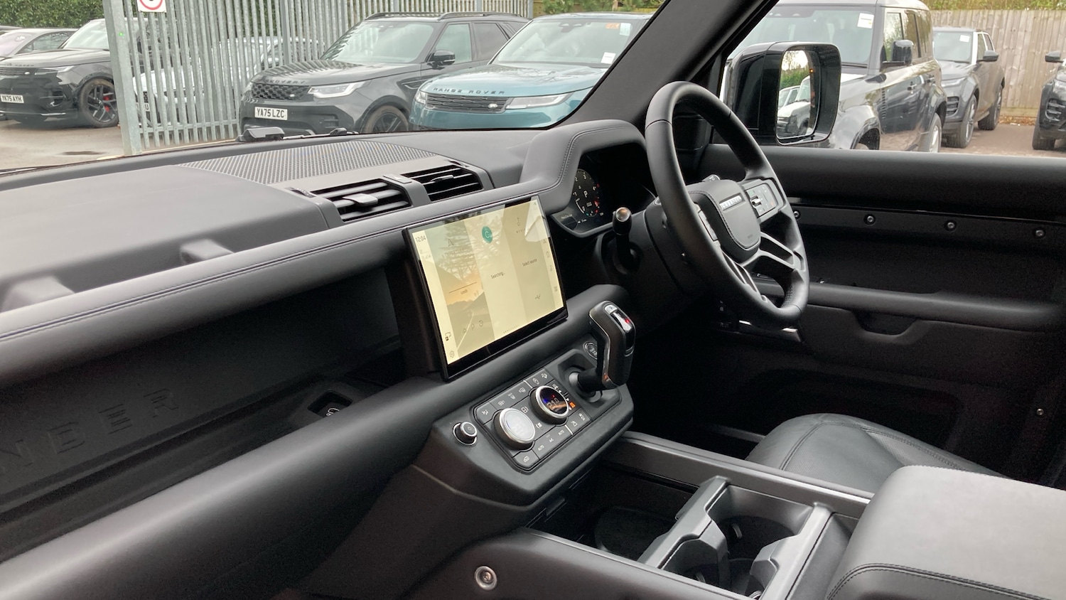 Used Land Rover Defender 2025 for sale - 78015096: Photo 47