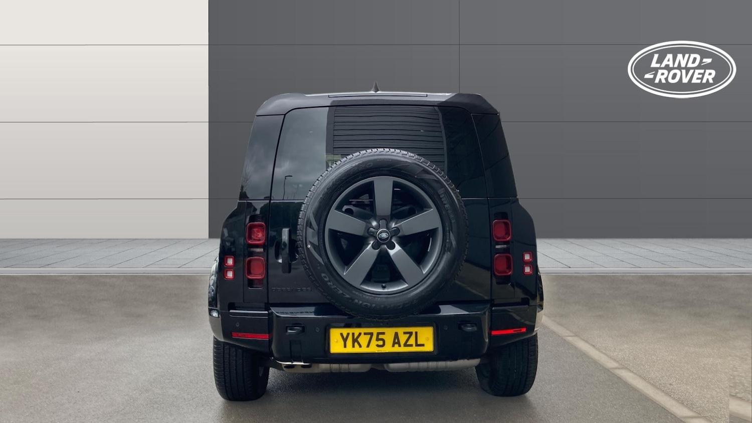 Used Land Rover Defender 2025 for sale - 78015096: Photo 6