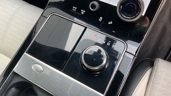 Used Land Rover Range Rover Velar 2018 for sale - 76181307: Photo 13