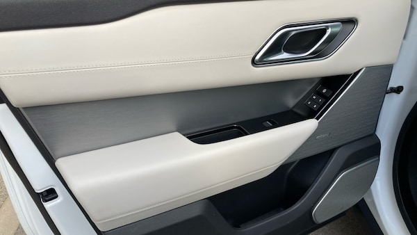 Used Land Rover Range Rover Velar 2018 for sale - 76181307: Photo 28