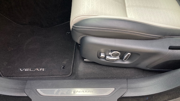 Used Land Rover Range Rover Velar 2018 for sale - 76181307: Photo 29