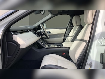 Used Land Rover Range Rover Velar 2018 for sale - 76181307: Photo 3