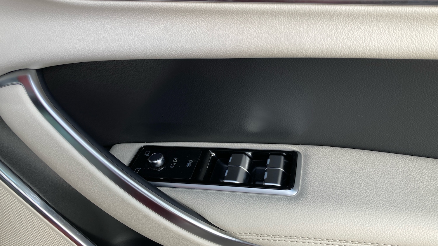 Used Jaguar XF 2021 for sale - 77845145: Photo 23