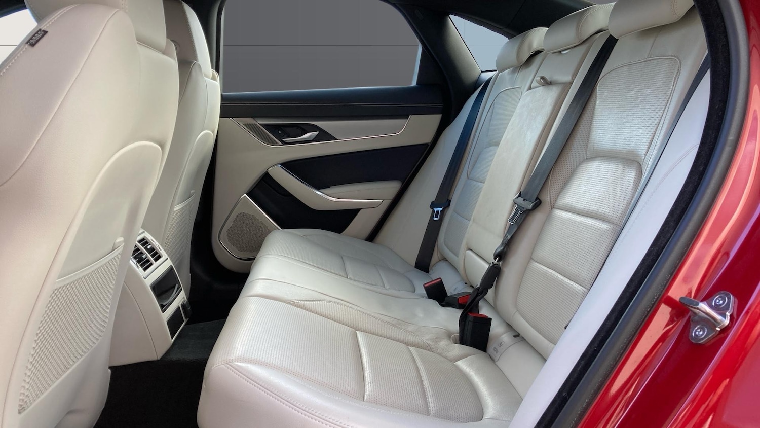 Used Jaguar XF 2021 for sale - 77845145: Photo 4