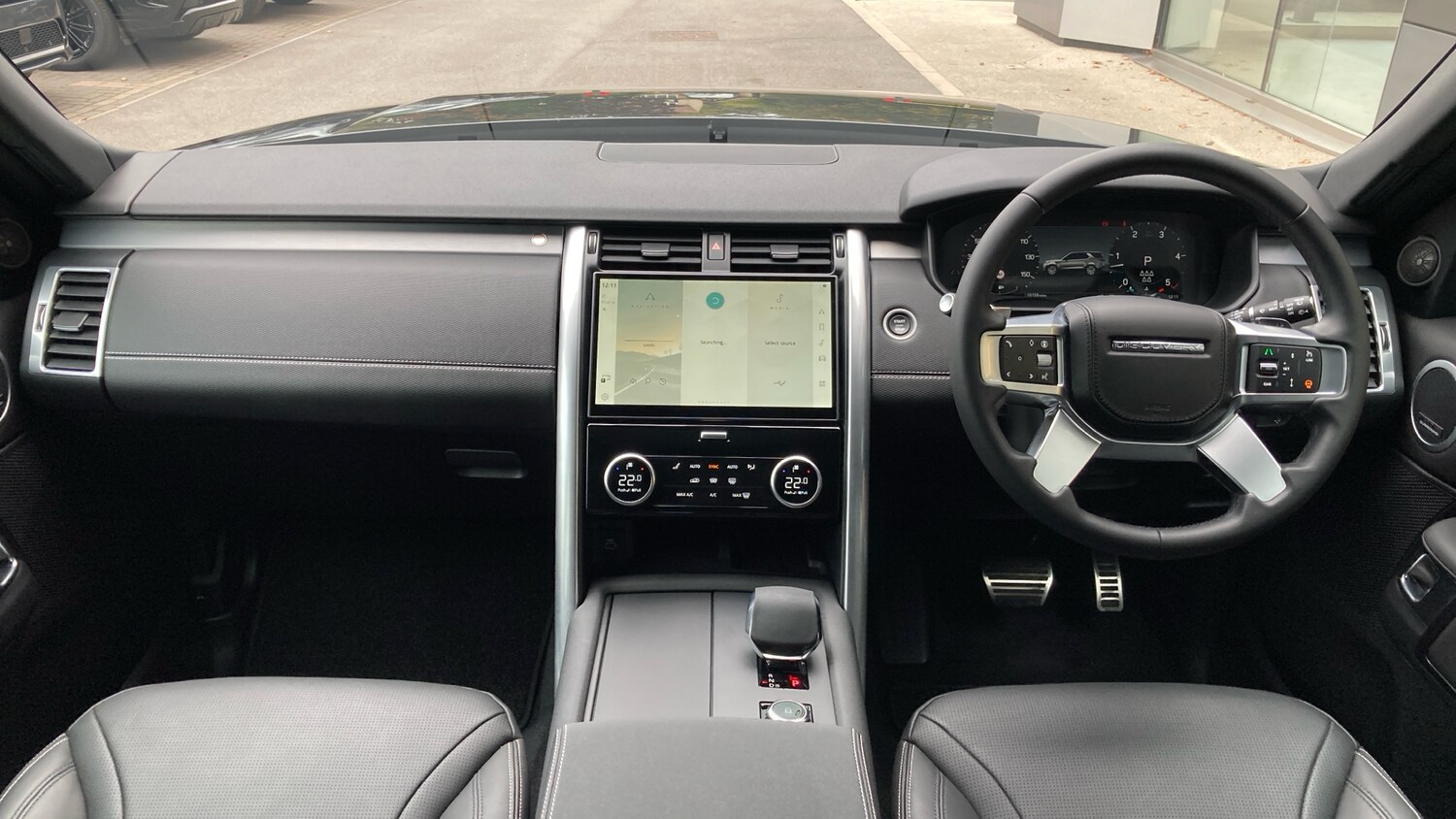 Used Land Rover Discovery 2025 for sale - 76329870: Photo 9