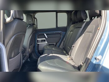 Used Land Rover Defender 2023 for sale - 78356143: Photo