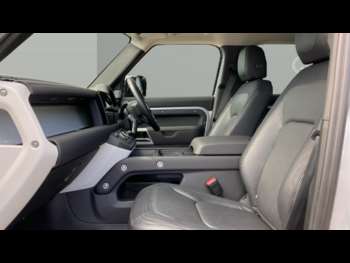 Used Land Rover Defender 2024 for sale - 75005787: Photo