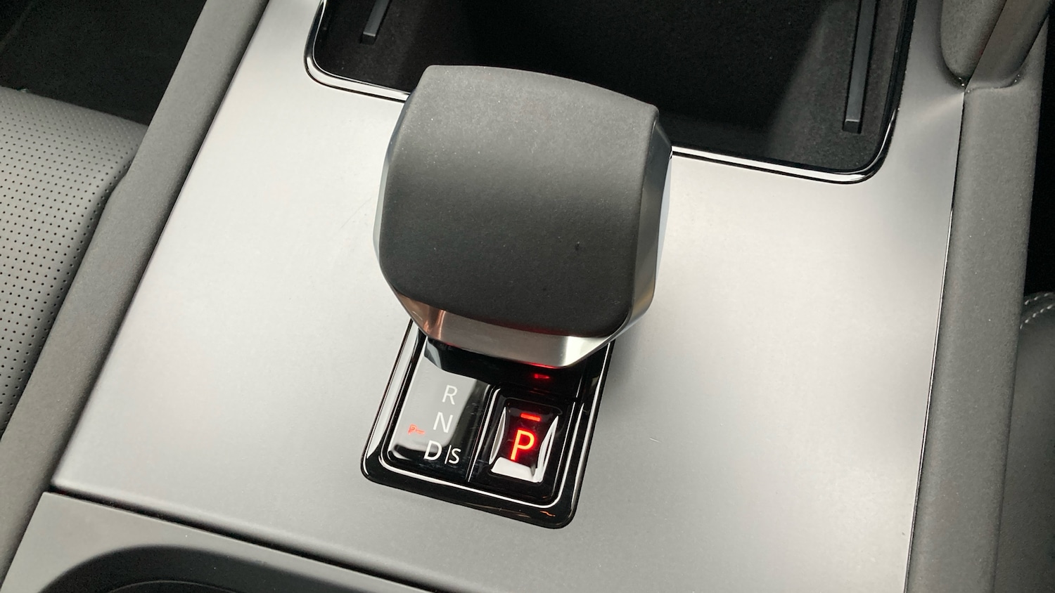 Used Land Rover Discovery Sport 2025 for sale - 76553718: Photo 13