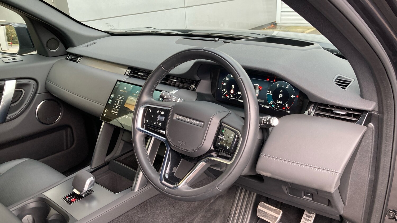 Used Land Rover Discovery Sport 2025 for sale - 76553718: Photo 23