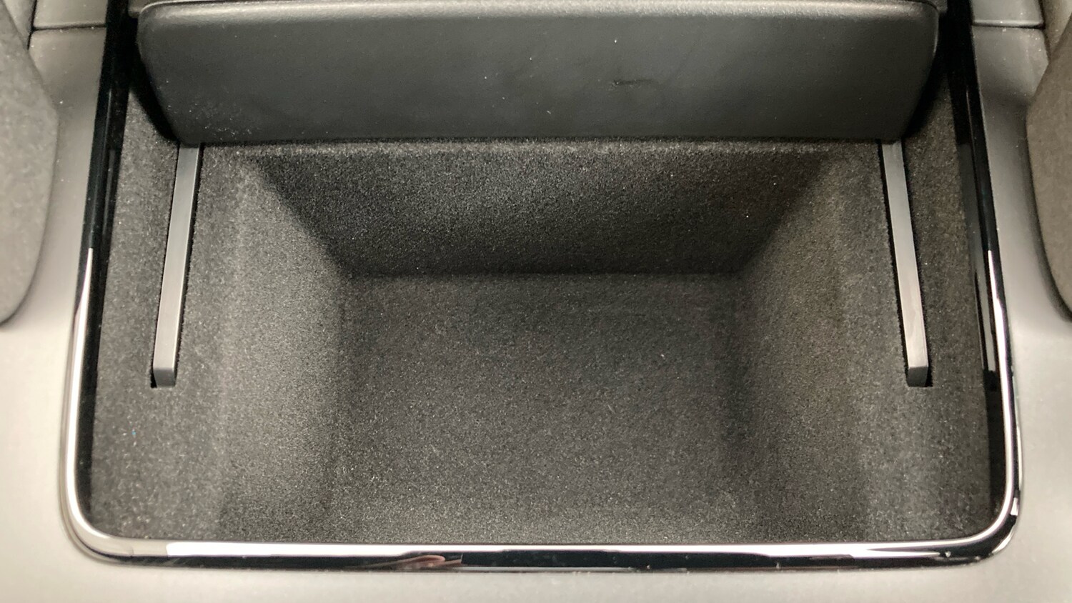 Used Land Rover Discovery Sport 2025 for sale - 76553718: Photo 32