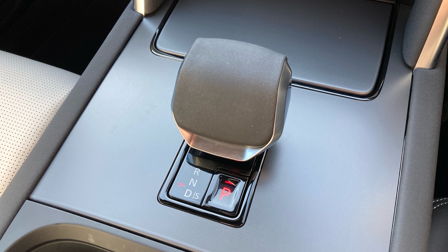 Used Land Rover Discovery Sport 2025 for sale - 77761723: Photo 13