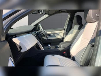 Used Land Rover Discovery Sport 2025 for sale - 77761723: Photo