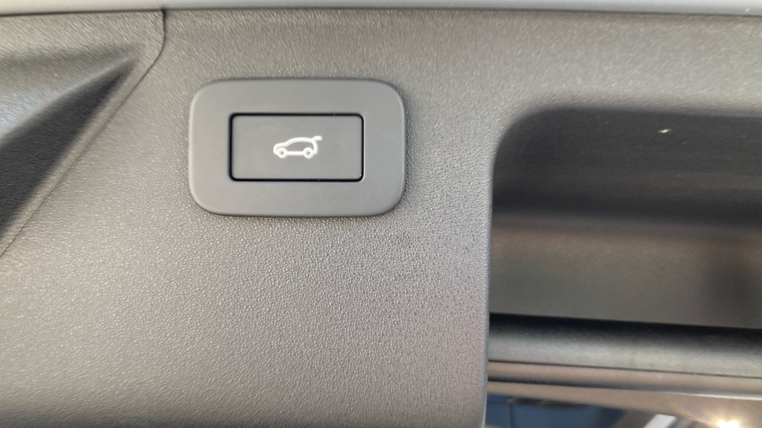 Used Land Rover Discovery Sport 2025 for sale - 77761723: Photo 45