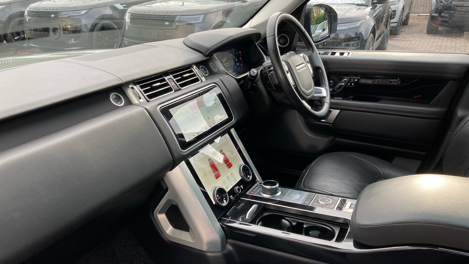 Used Land Rover Range Rover 2020 for sale - 76639622: Photo 50