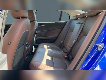 Used Jaguar XE 2018 for sale - 79365022: Photo
