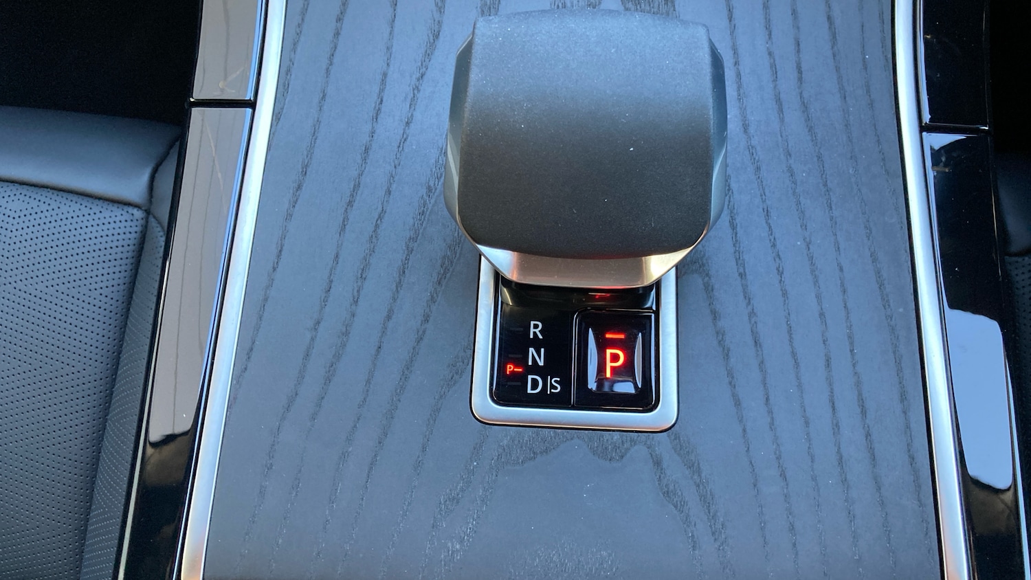 Used Land Rover Range Rover Evoque 2025 for sale - 78031438: Photo 31