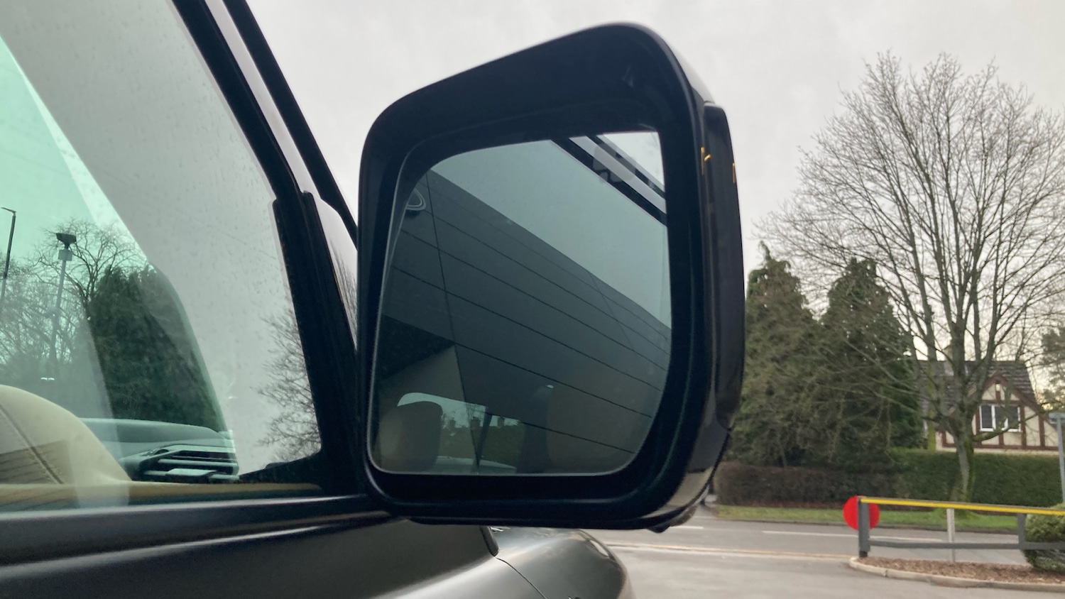 Used Land Rover Defender 2022 for sale - 77247253: Photo 23