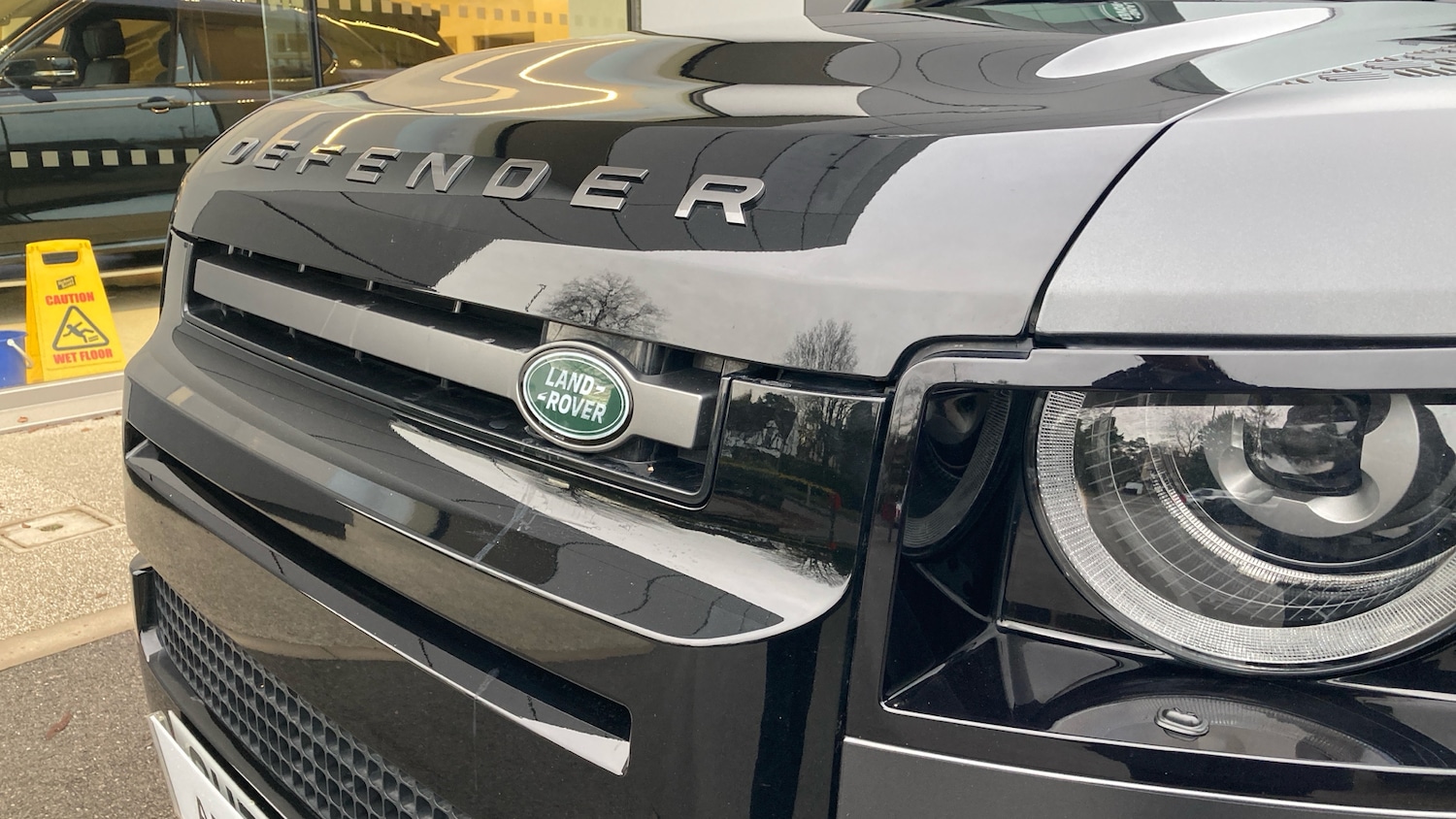 Used Land Rover Defender 2022 for sale - 77247253: Photo 26