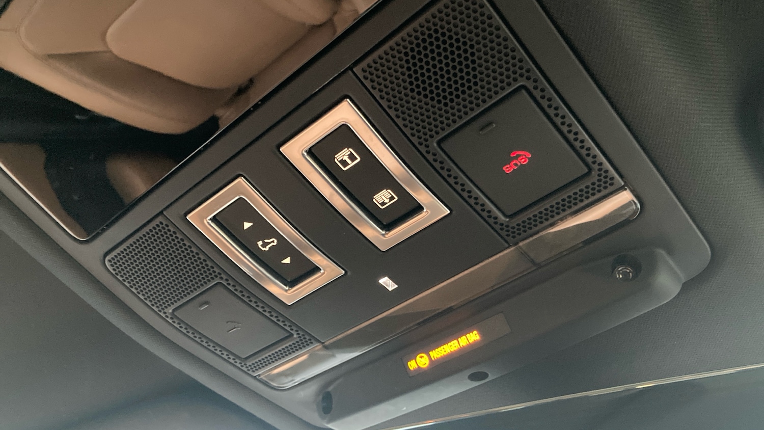 Used Land Rover Defender 2022 for sale - 77247253: Photo 37