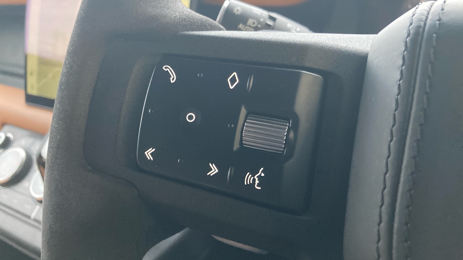 Used Land Rover Defender 2022 for sale - 77247253: Photo 41