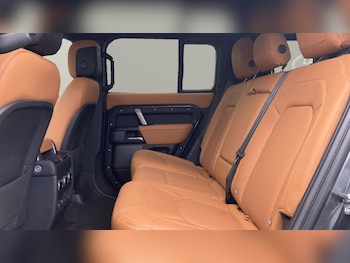 Used Land Rover Defender 2022 for sale - 77247253: Photo