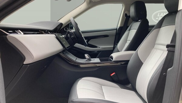 Used Land Rover Range Rover Evoque 2025 for sale - 76219030: Photo 3