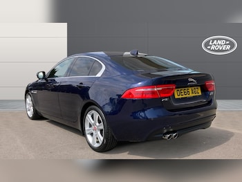 Used Jaguar XE 2017 for sale - 75497476: Photo