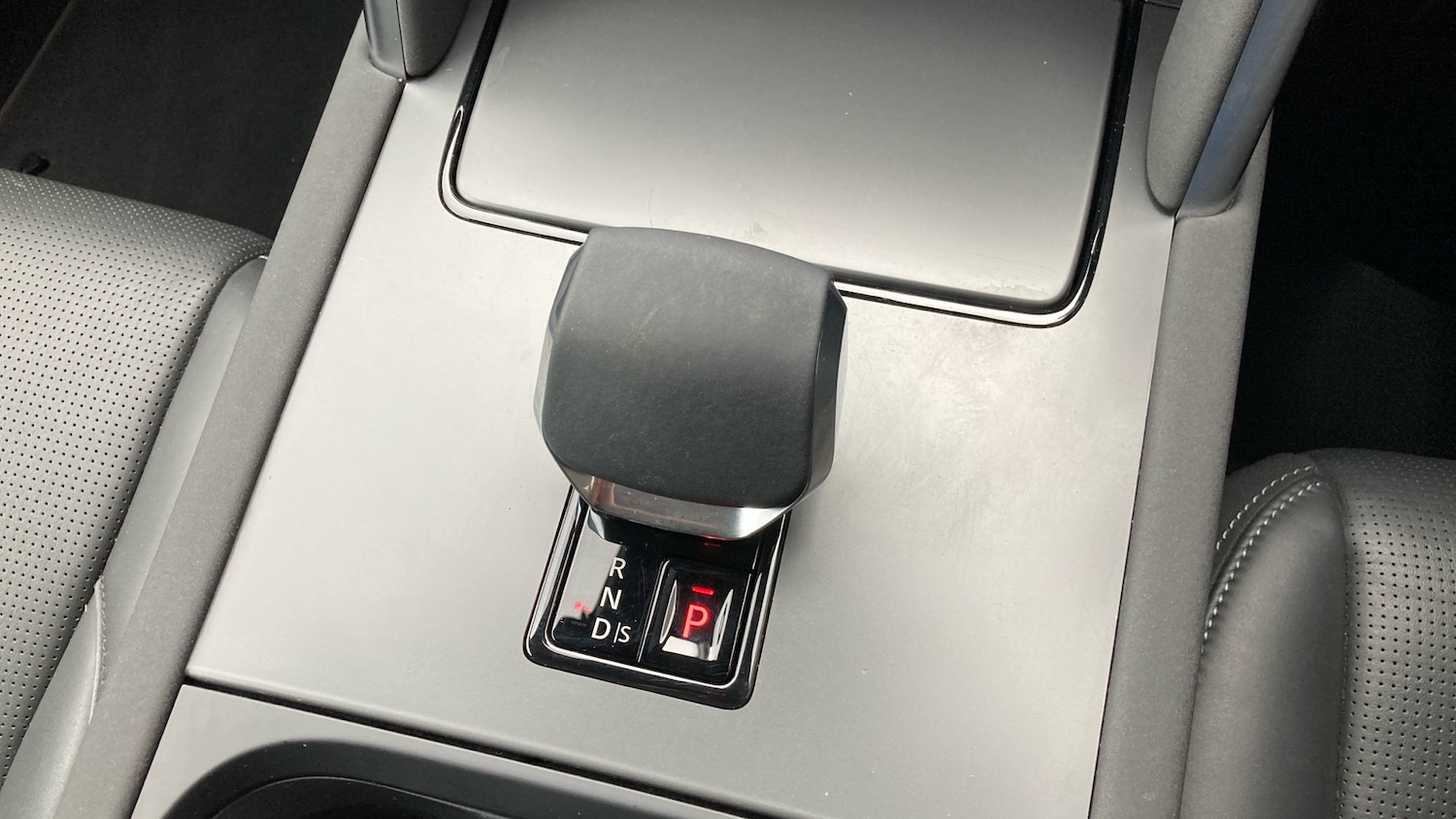 Used Land Rover Discovery Sport 2024 for sale - 76219035: Photo 13