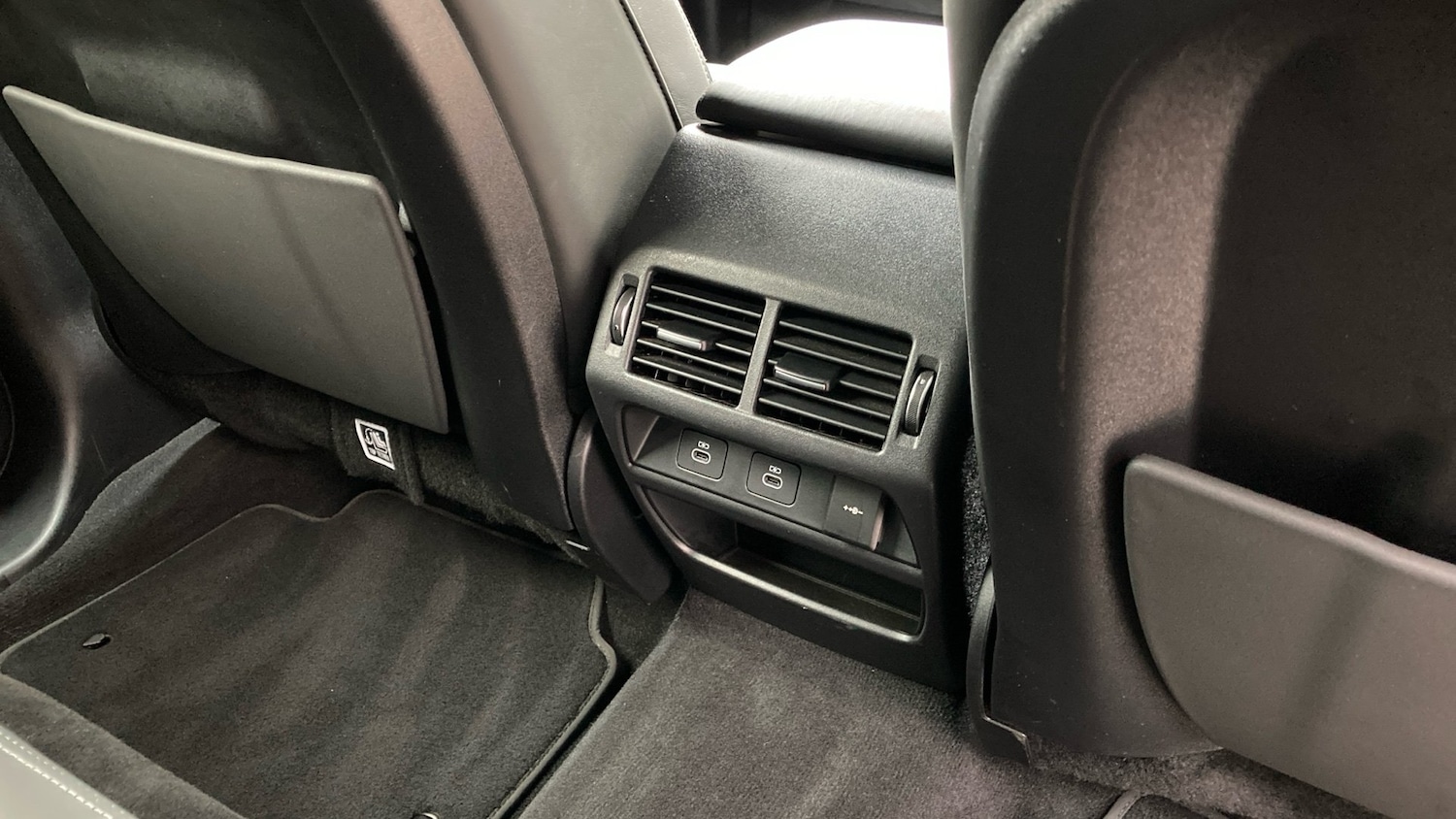 Used Land Rover Discovery Sport 2024 for sale - 76219035: Photo 18