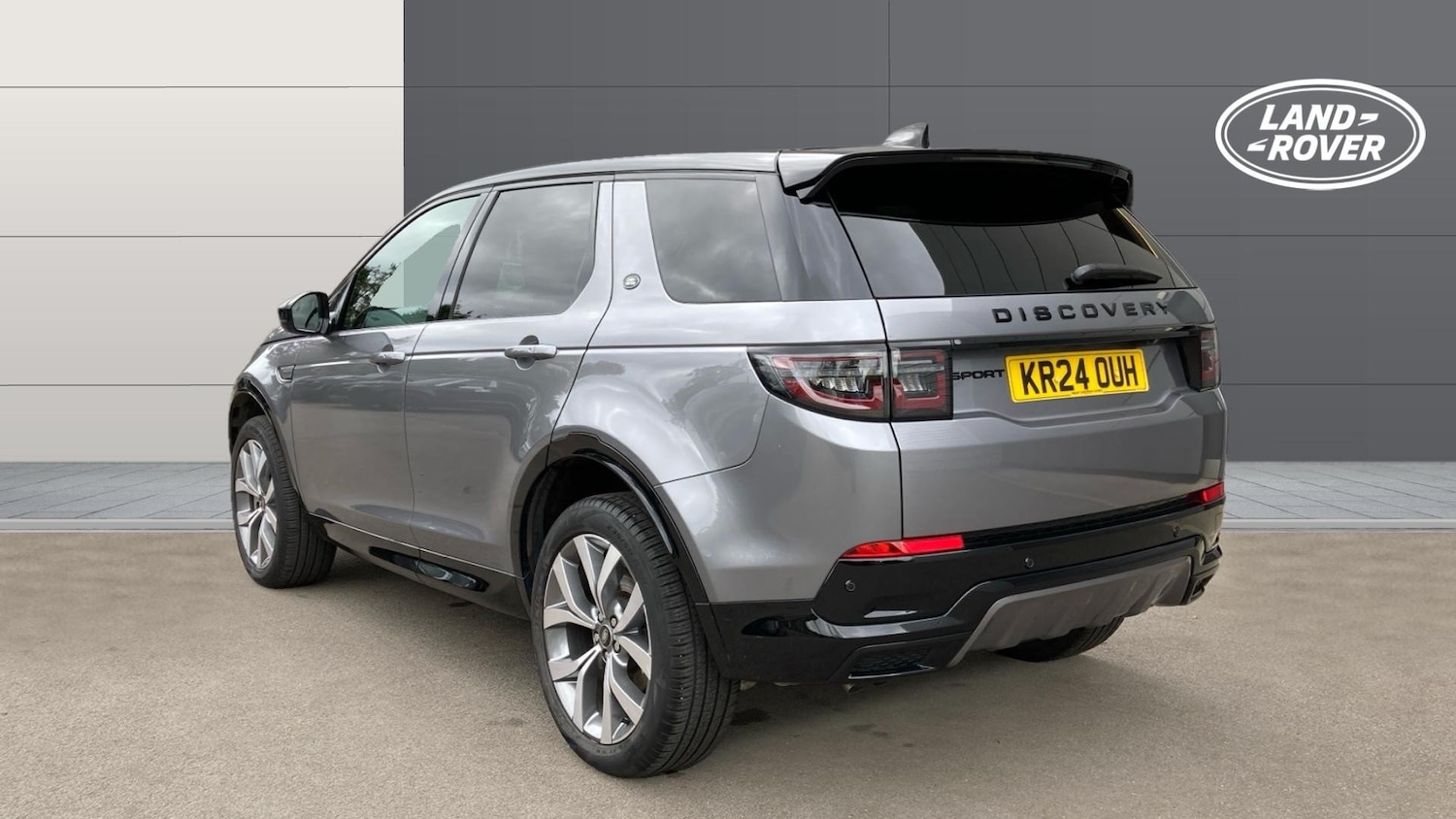 Used Land Rover Discovery Sport 2024 for sale - 76219035: Photo 2