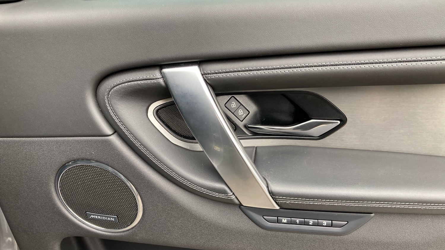 Used Land Rover Discovery Sport 2024 for sale - 76219035: Photo 21