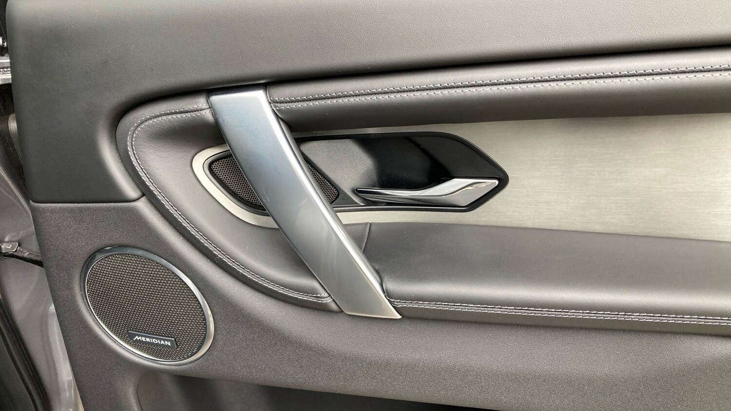 Used Land Rover Discovery Sport 2024 for sale - 76219035: Photo 25