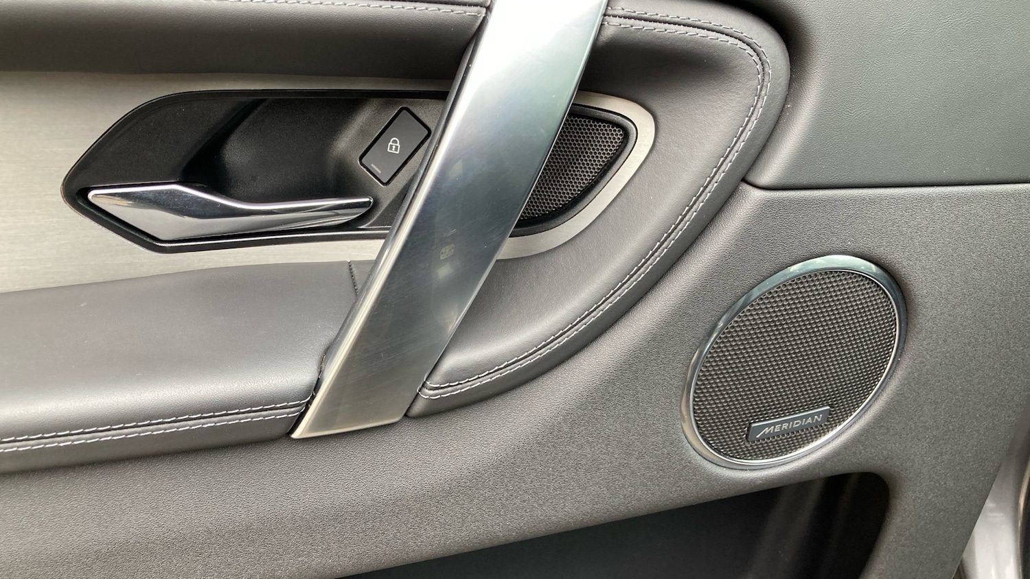 Used Land Rover Discovery Sport 2024 for sale - 76219035: Photo 28