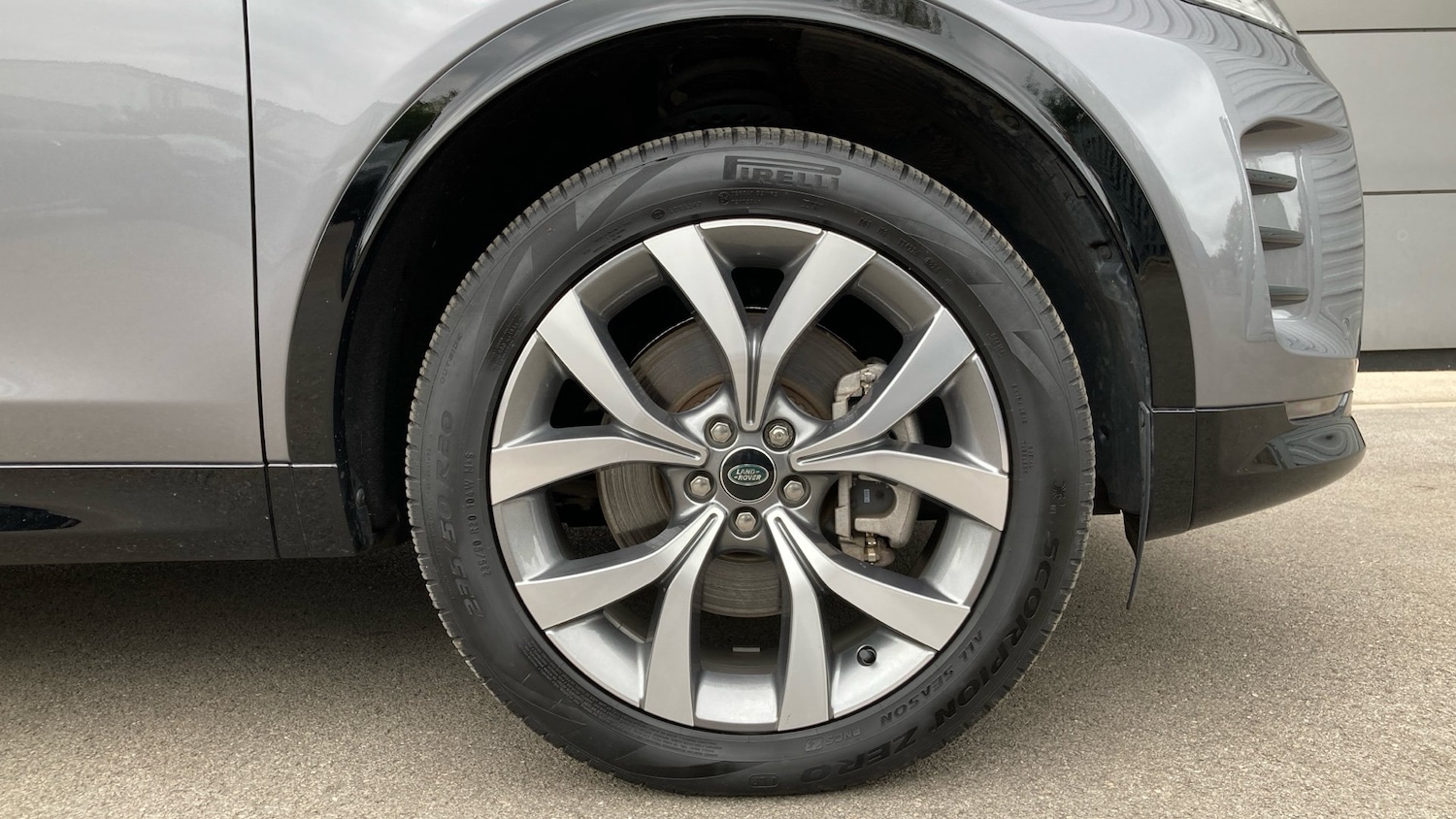 Used Land Rover Discovery Sport 2024 for sale - 76219035: Photo 8