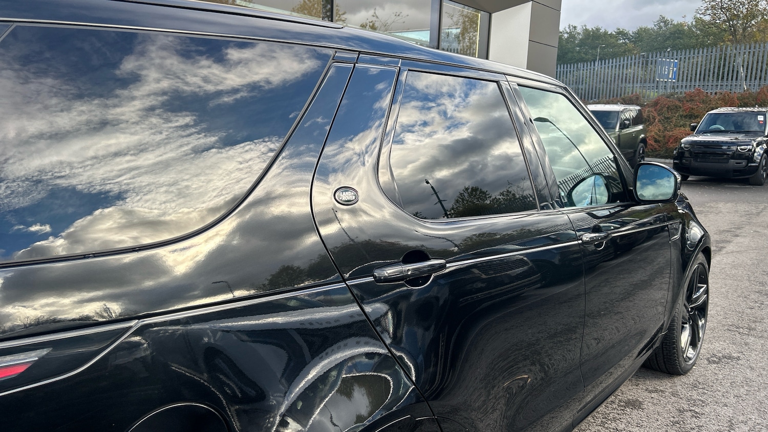 Used Land Rover Discovery 2023 for sale - 76877752: Photo 34