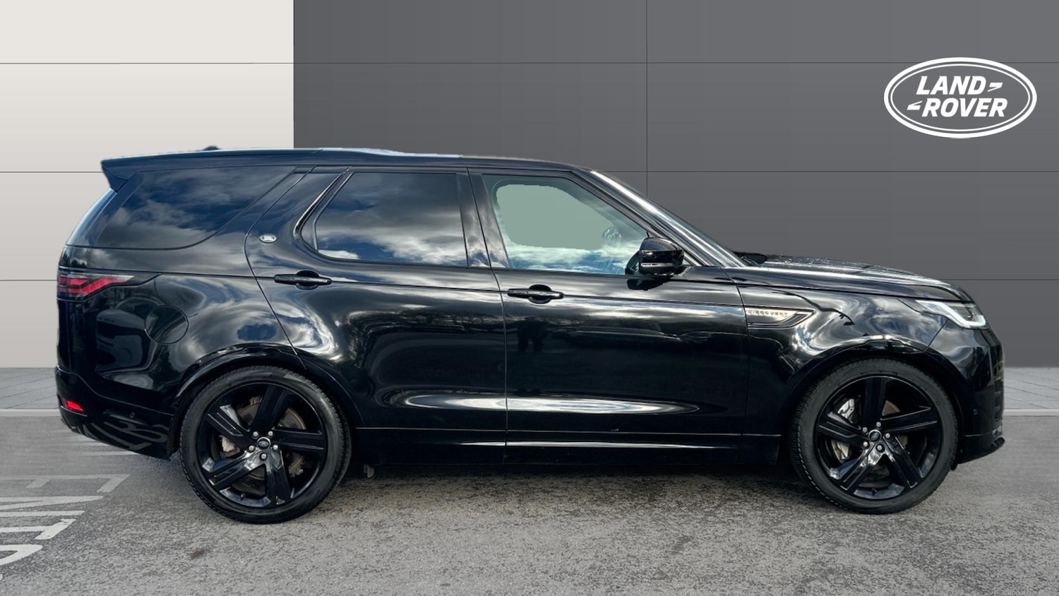 Used Land Rover Discovery 2023 for sale - 76877752: Photo 5