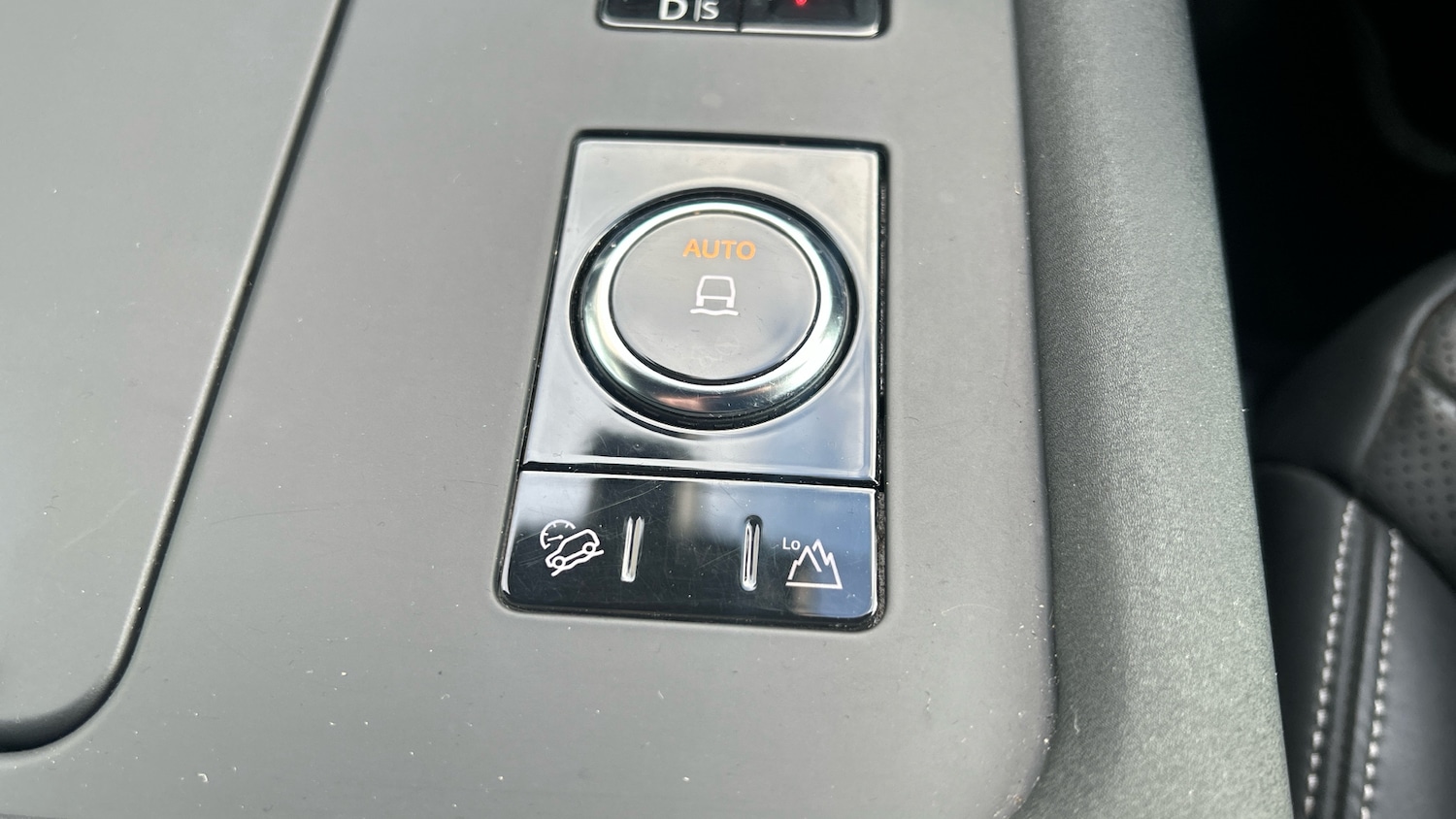 Used Land Rover Discovery 2023 for sale - 76877752: Photo 54