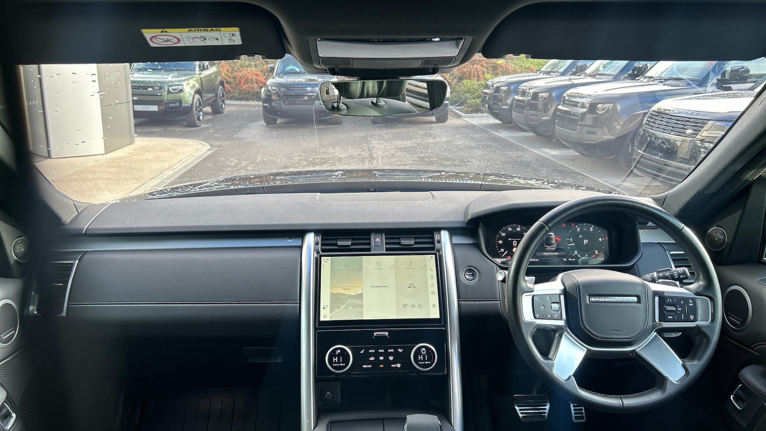 Used Land Rover Discovery 2023 for sale - 76877752: Photo 9