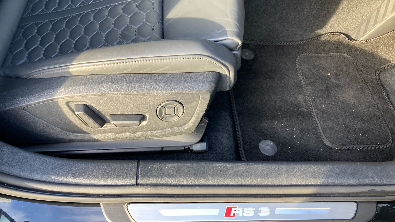 Used Audi RS3 2023 for sale - 77077811: Photo 24