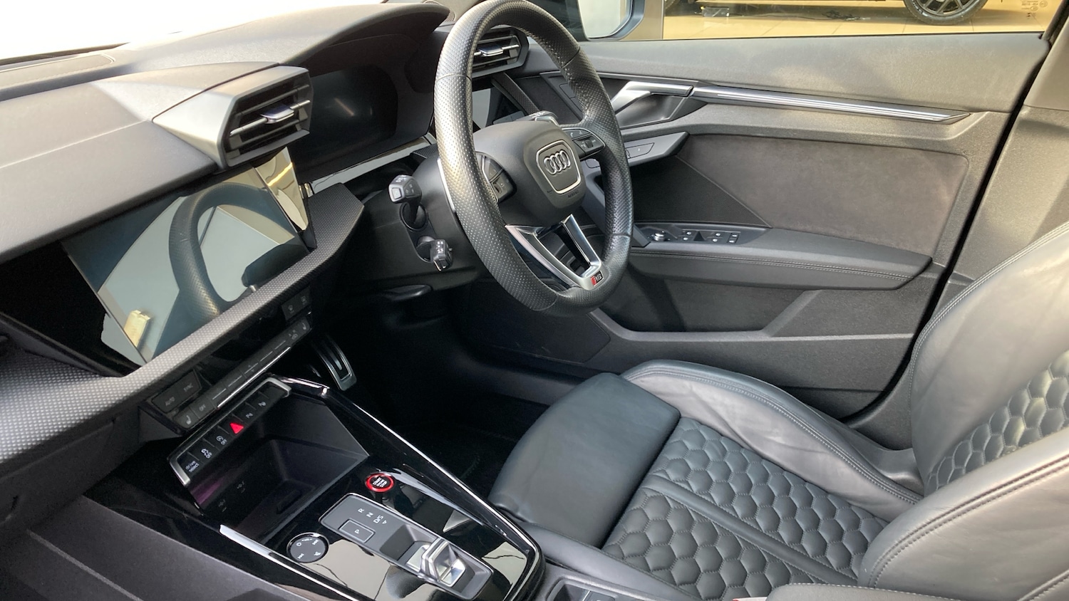 Used Audi RS3 2023 for sale - 77077811: Photo 9