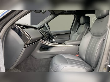 Used Land Rover Range Rover Sport 2026 for sale - 79382434: Photo