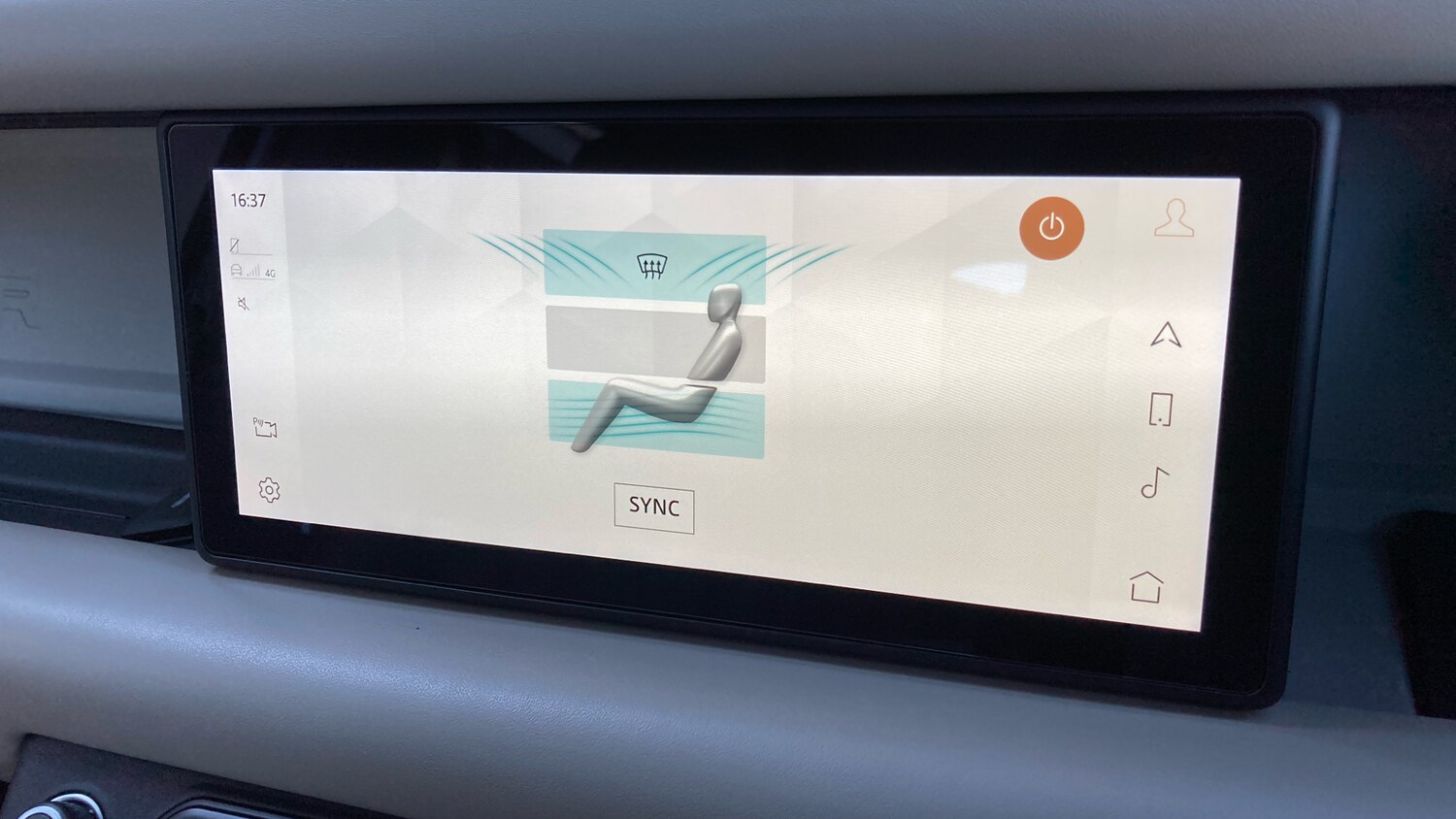 Used Land Rover Defender 2021 for sale - 77946985: Photo 27