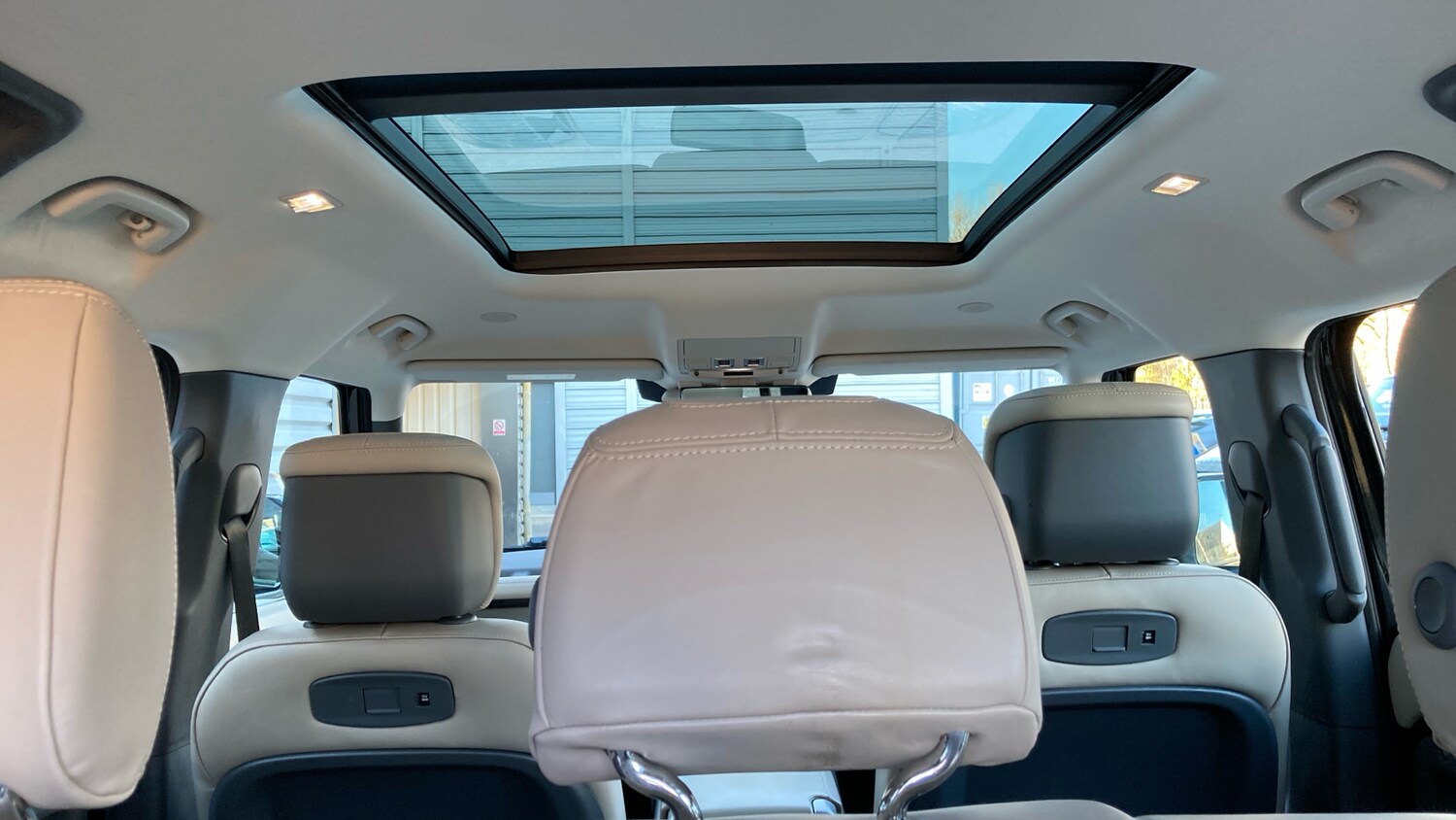 Used Land Rover Defender 2021 for sale - 77946985: Photo 42